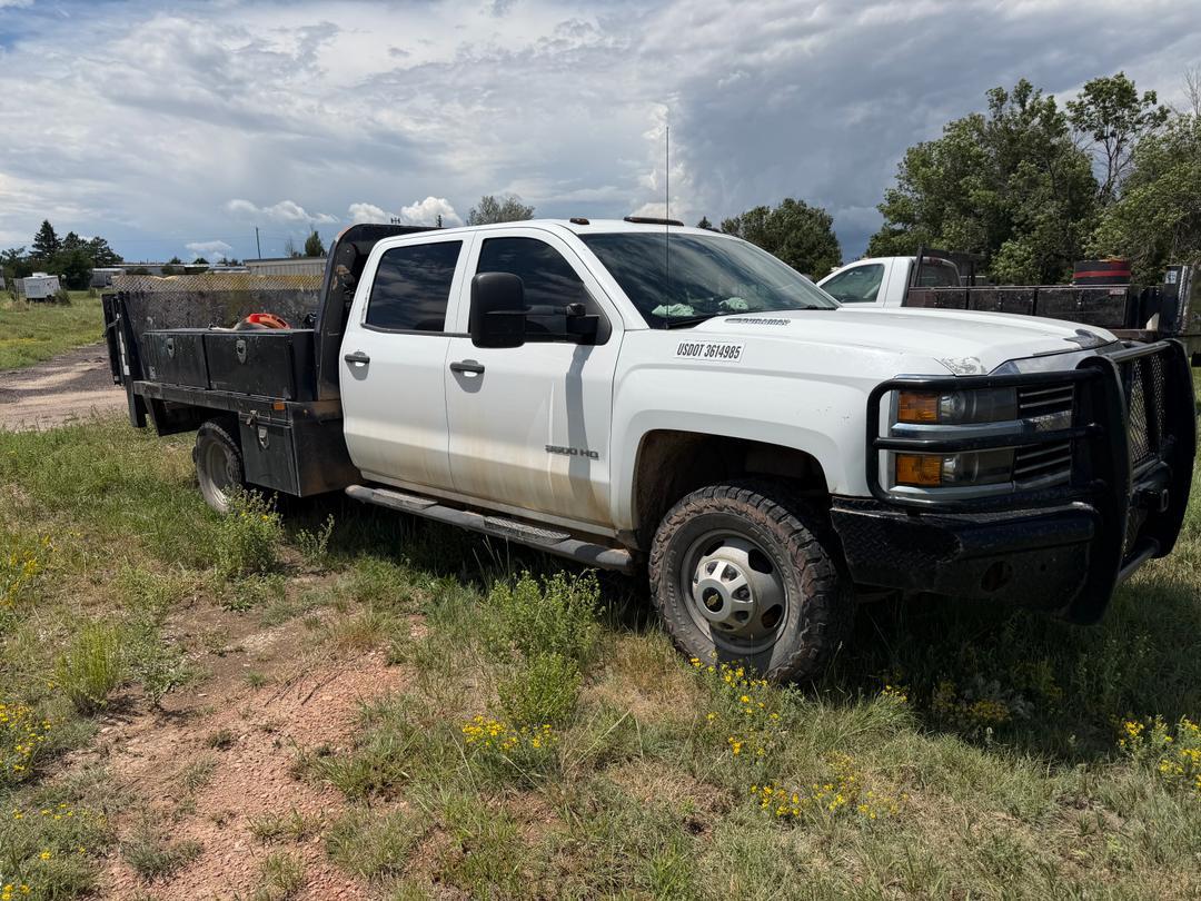 2016 CHEVROLET SILVERADO 3500HD WT WT in Lakewood, CO