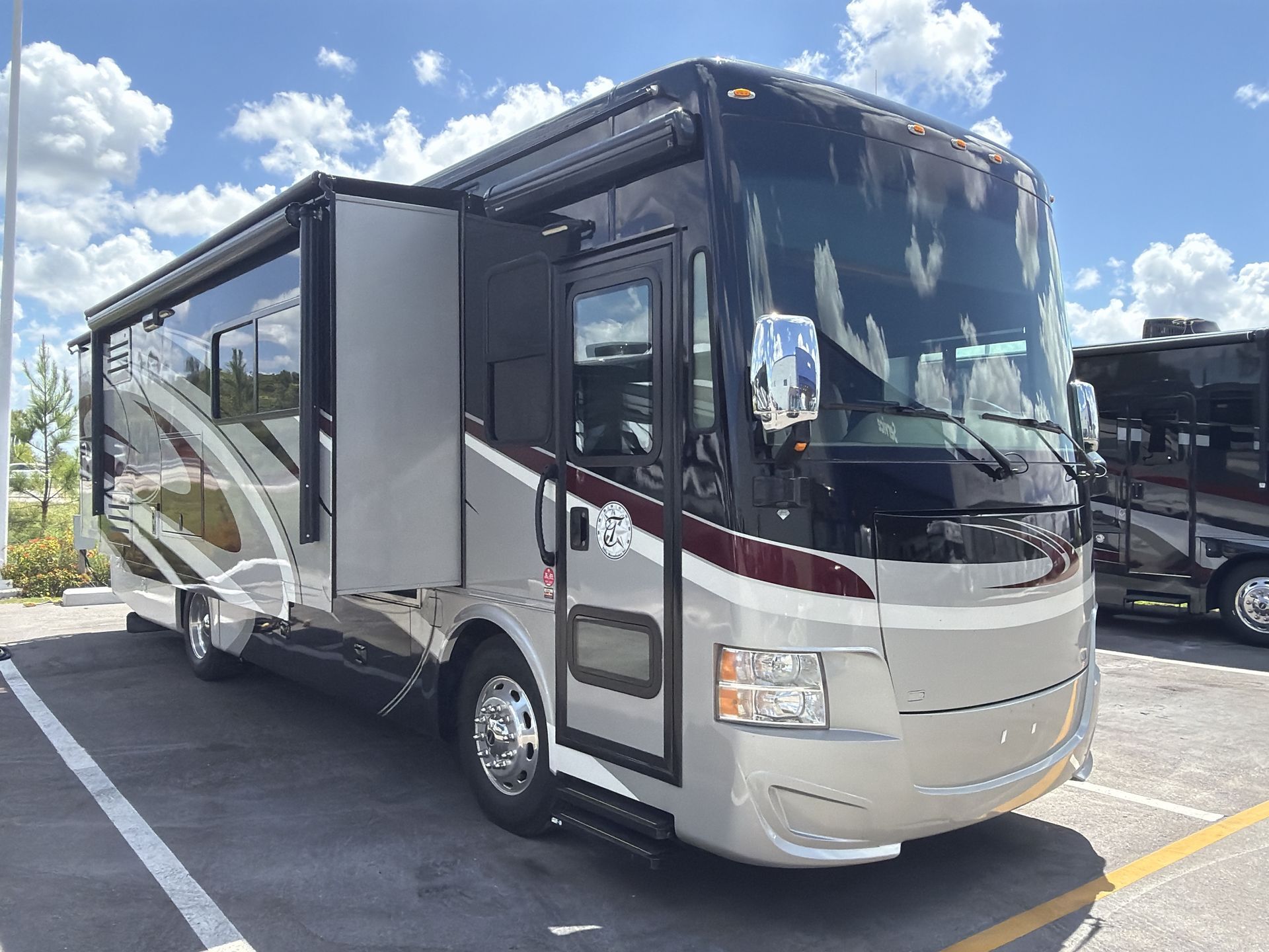 2016 Tiffin Motorhomes Allegro 33AA RED in fort myers FL