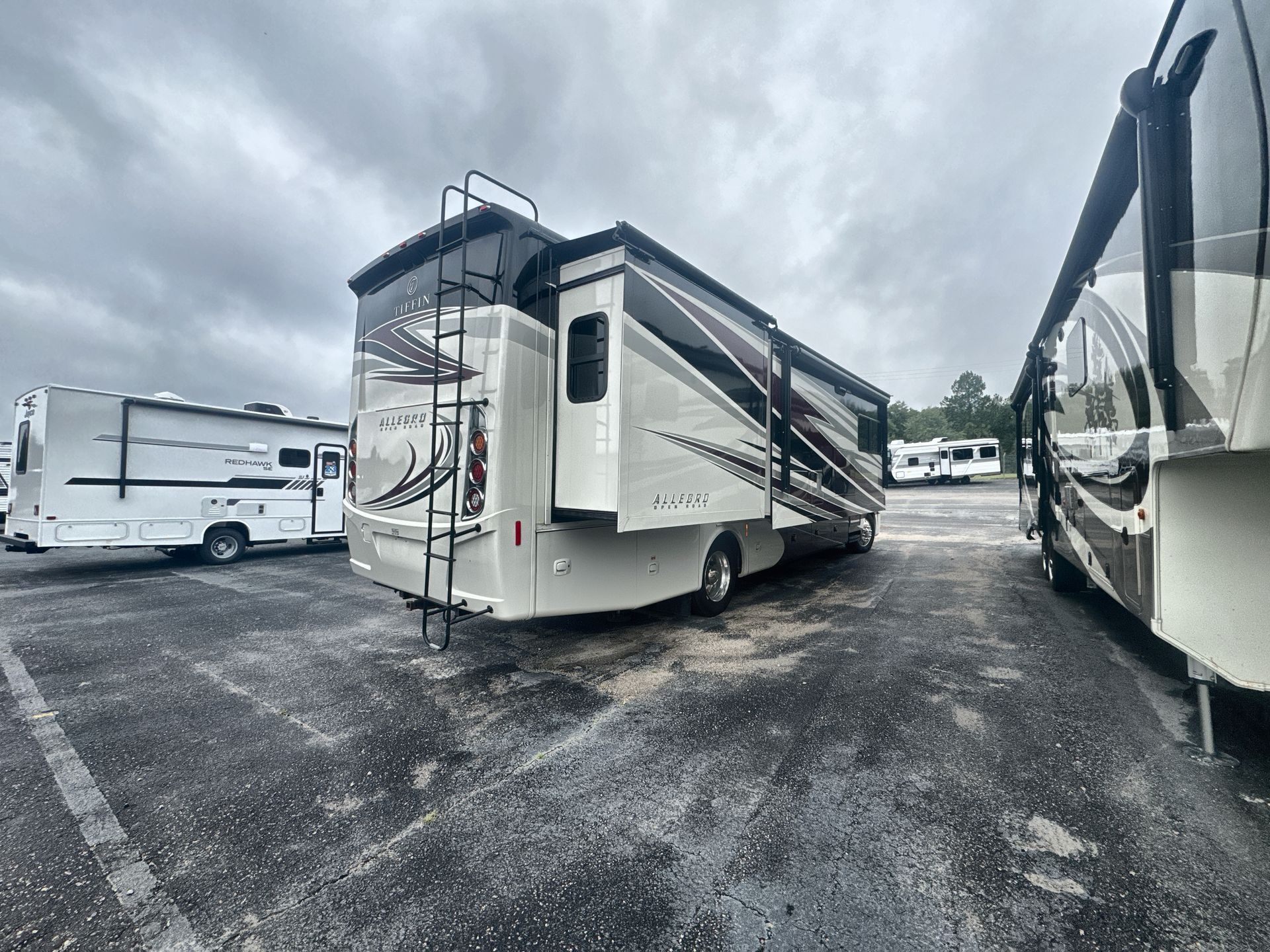 2017 Tiffin Motorhomes ALLEGRO OPEN ROAD 34PA in mcbee SC
