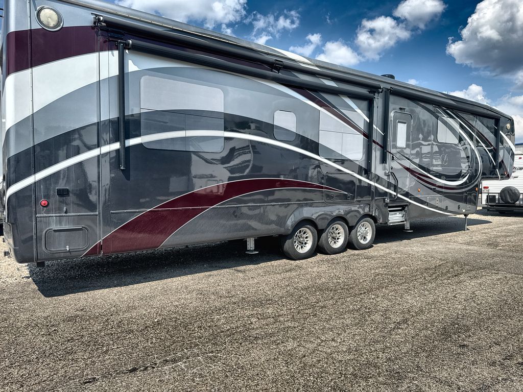 2017 DRV Mobile Suites 44 Santa Fe 44 SANTE FE in cincinnati OH