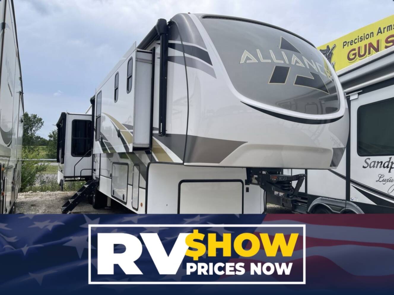 A photo of this 2021 Alliance Paradigm 370FB
