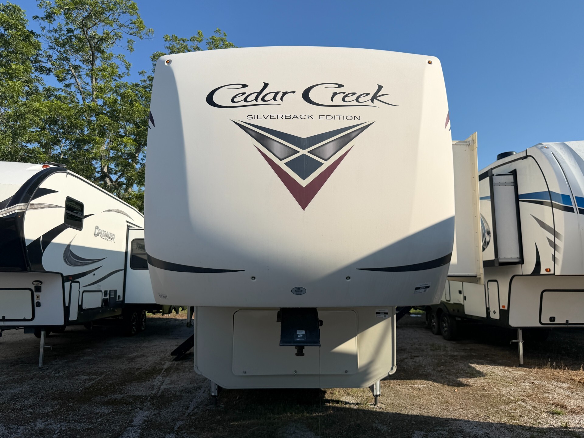 2020 Forest River Cedar Creek Silverback 33IK RV