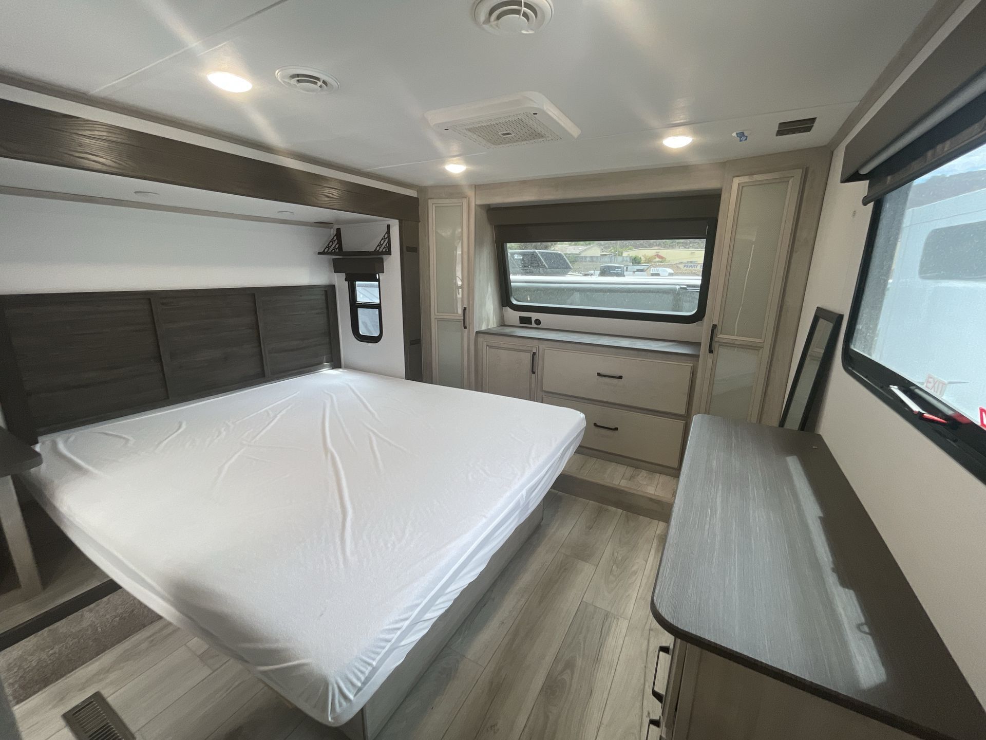 2024 Keystone Montana High Country 295RL in santee CA