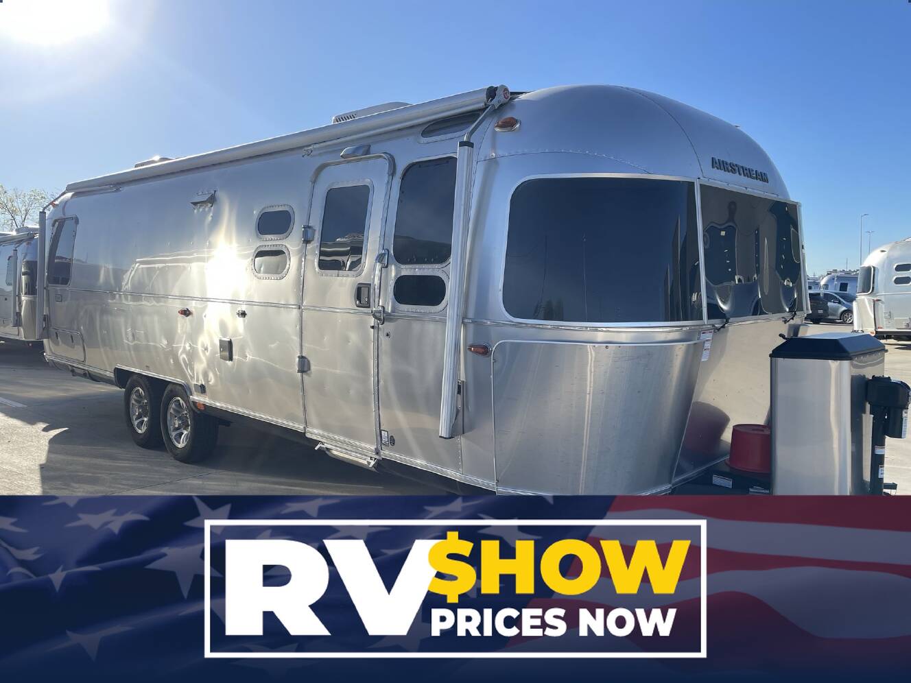 A photo of this 2024 Airstream Classic 30RB TWIN