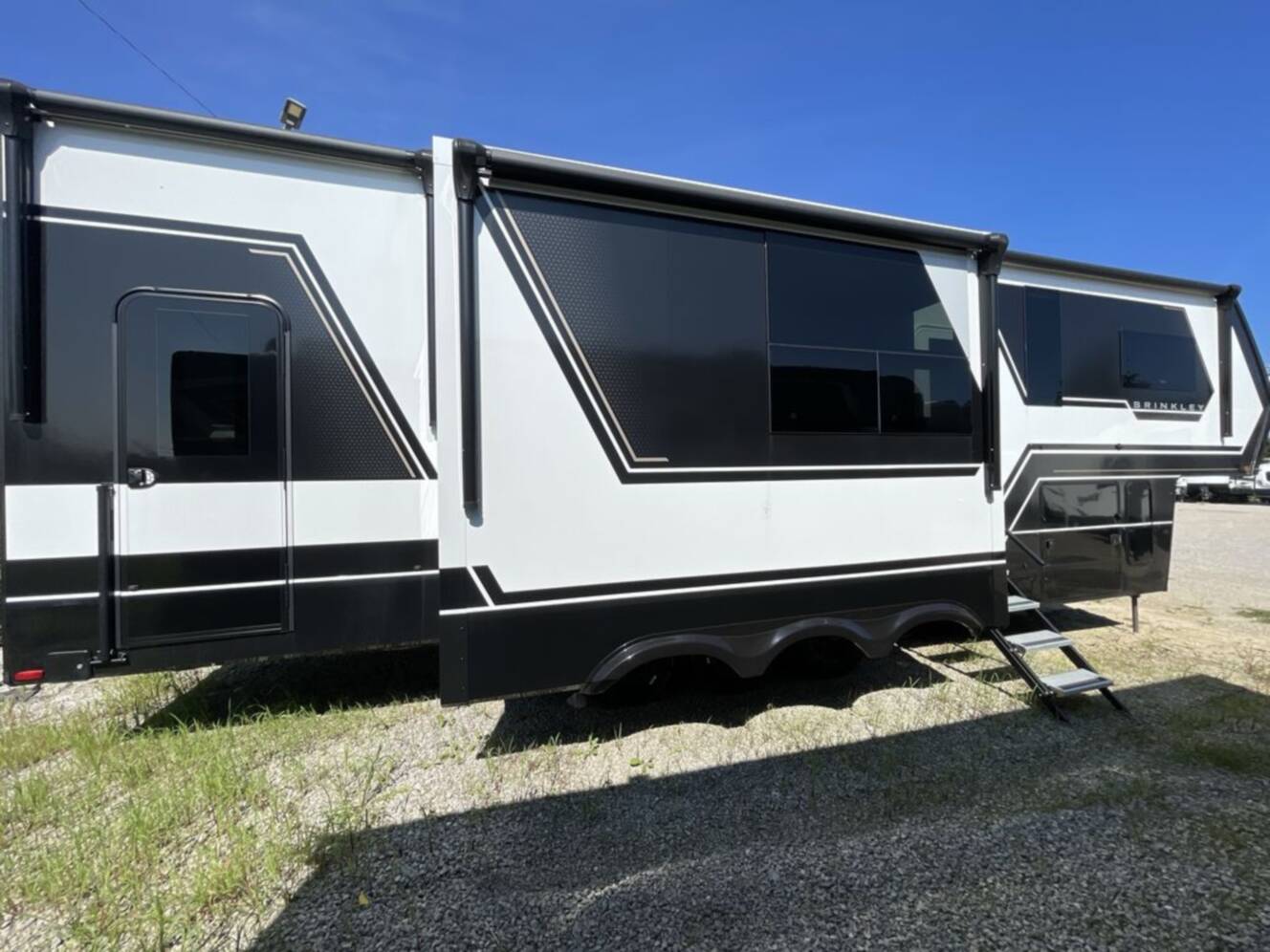 A photo of this 2025 Brinkley Model G 3250