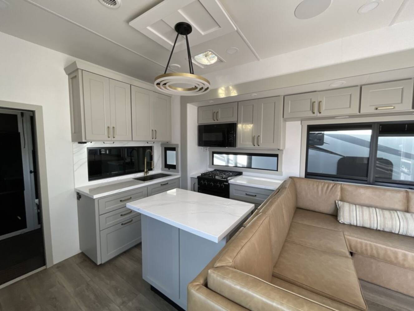 A photo of this 2025 Brinkley Model G 3250