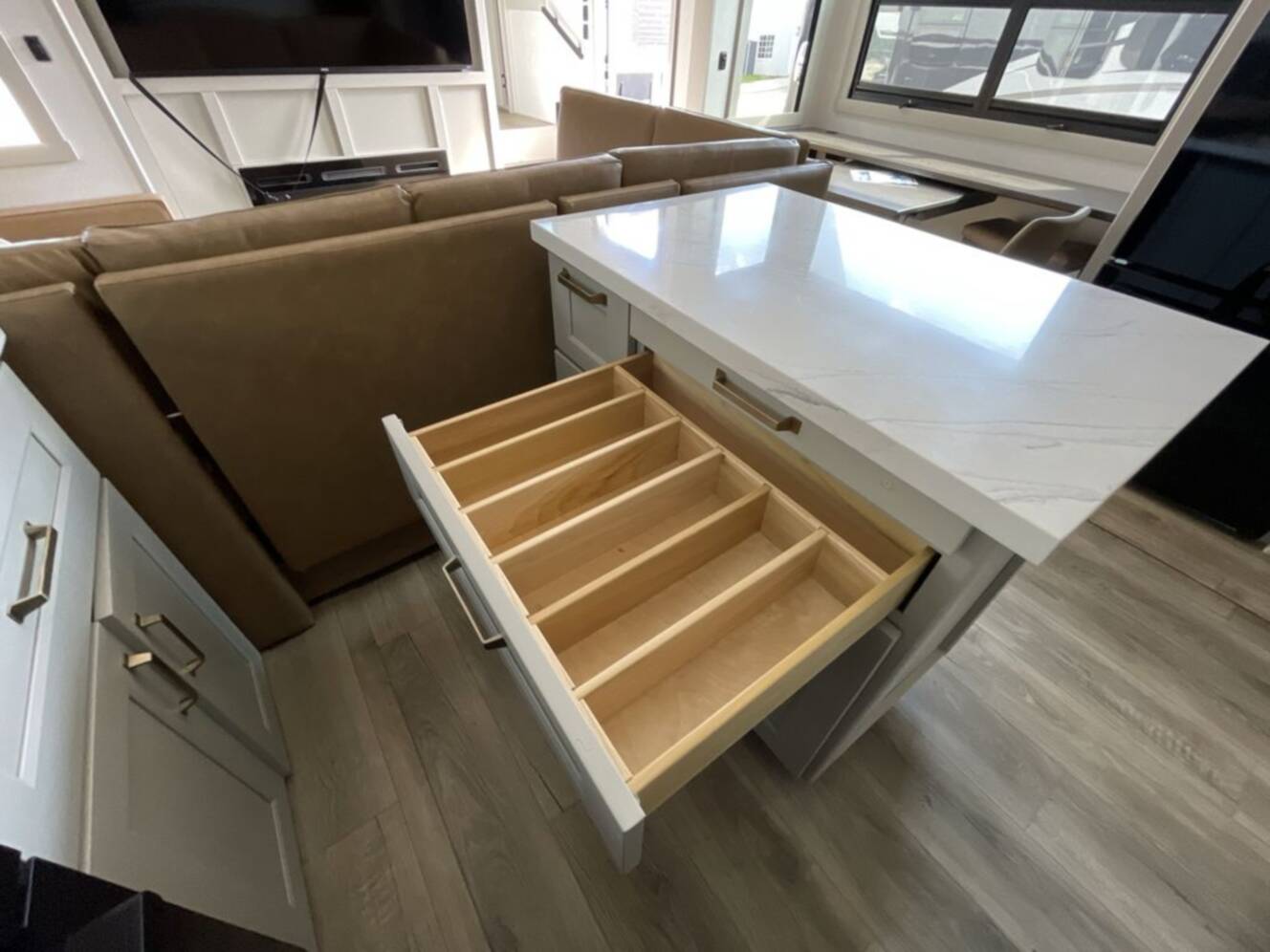 A photo of this 2025 Brinkley Model G 3250
