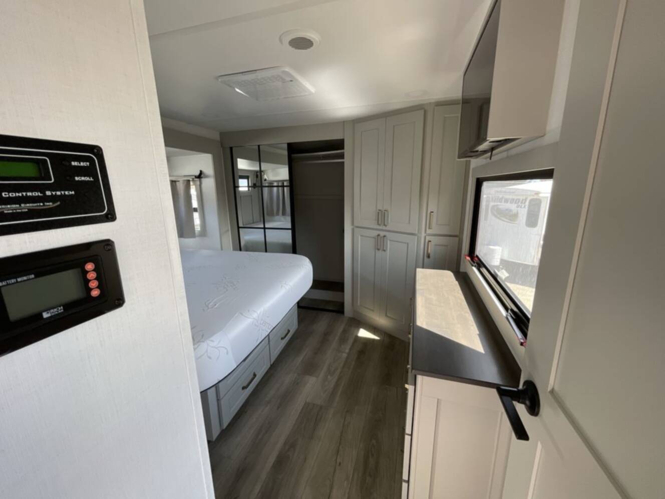 A photo of this 2025 Brinkley Model G 3250