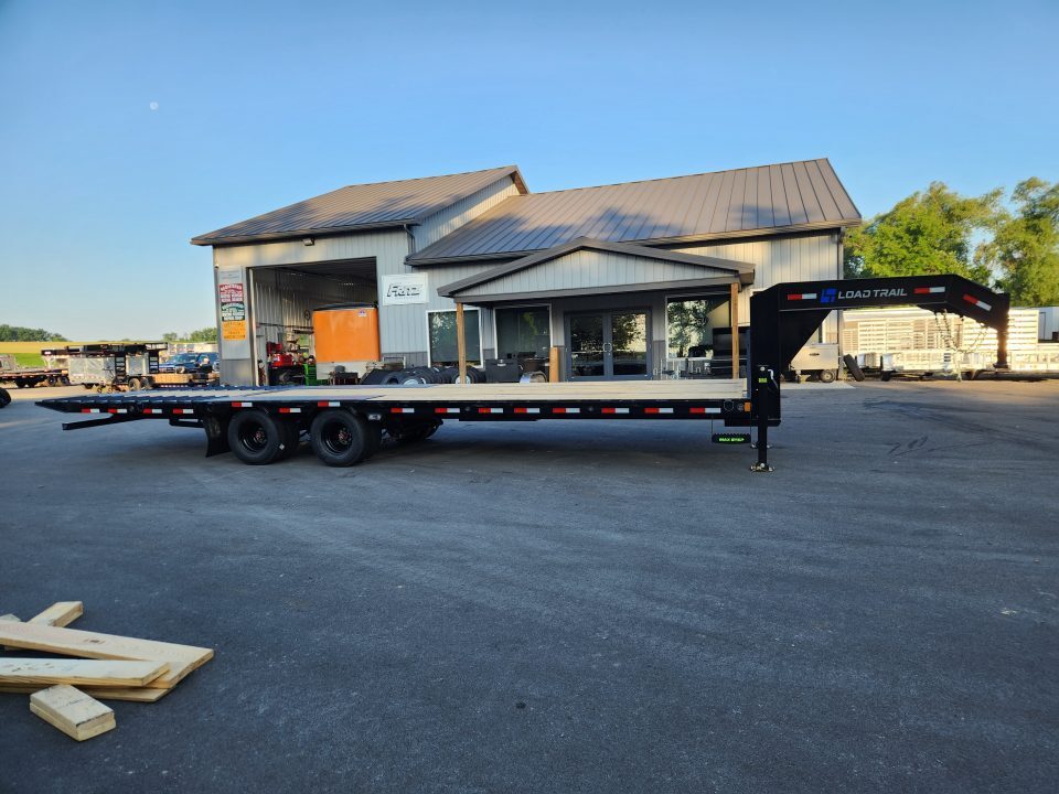2027 Load Trail GL322 Hyd Tail Gooseneck in Penn Yan, NY