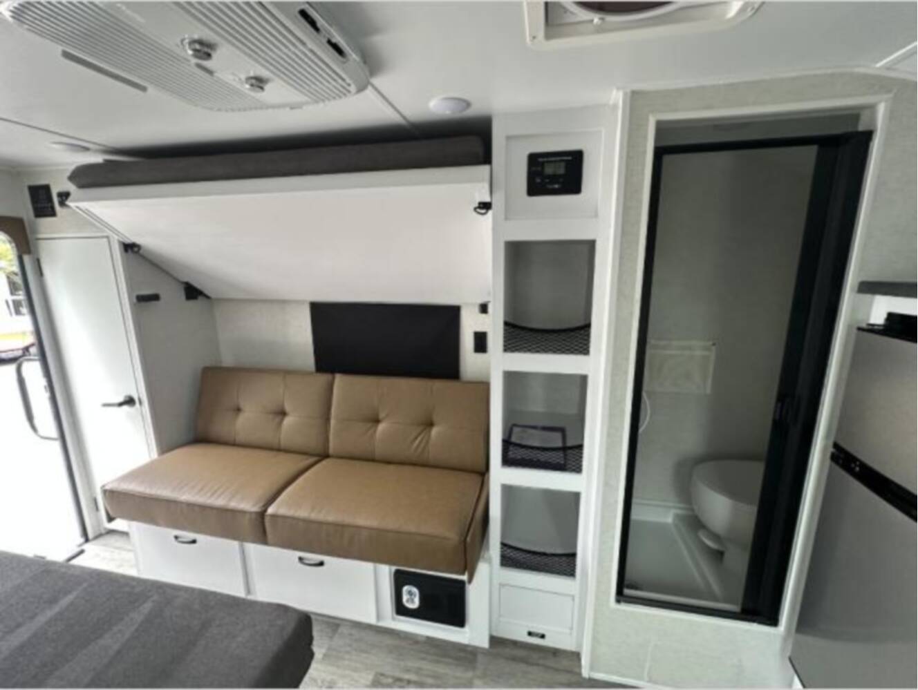 A photo of this 2026 Modern Buggy Hopper Hopper 1
