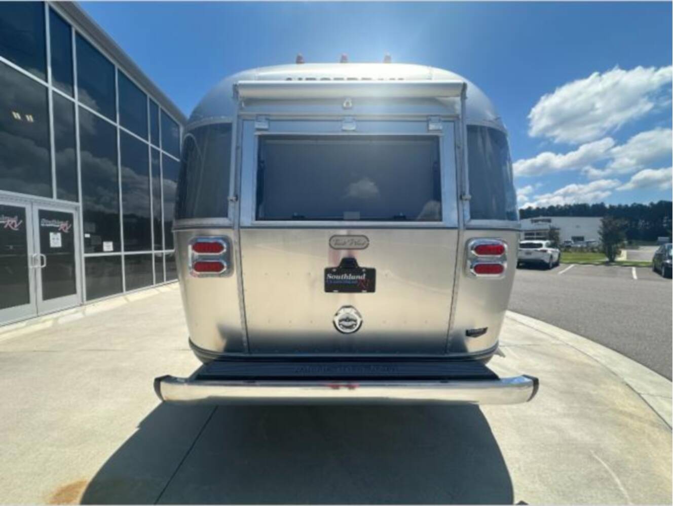 A photo of this 2027 Airstream Trade Wind 25FB Twin