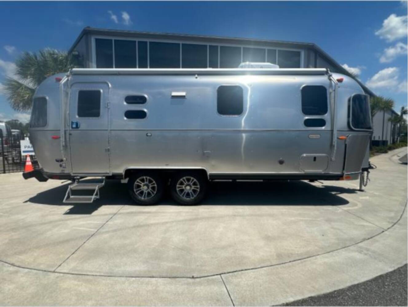 A photo of this 2027 Airstream Trade Wind 25FB Twin