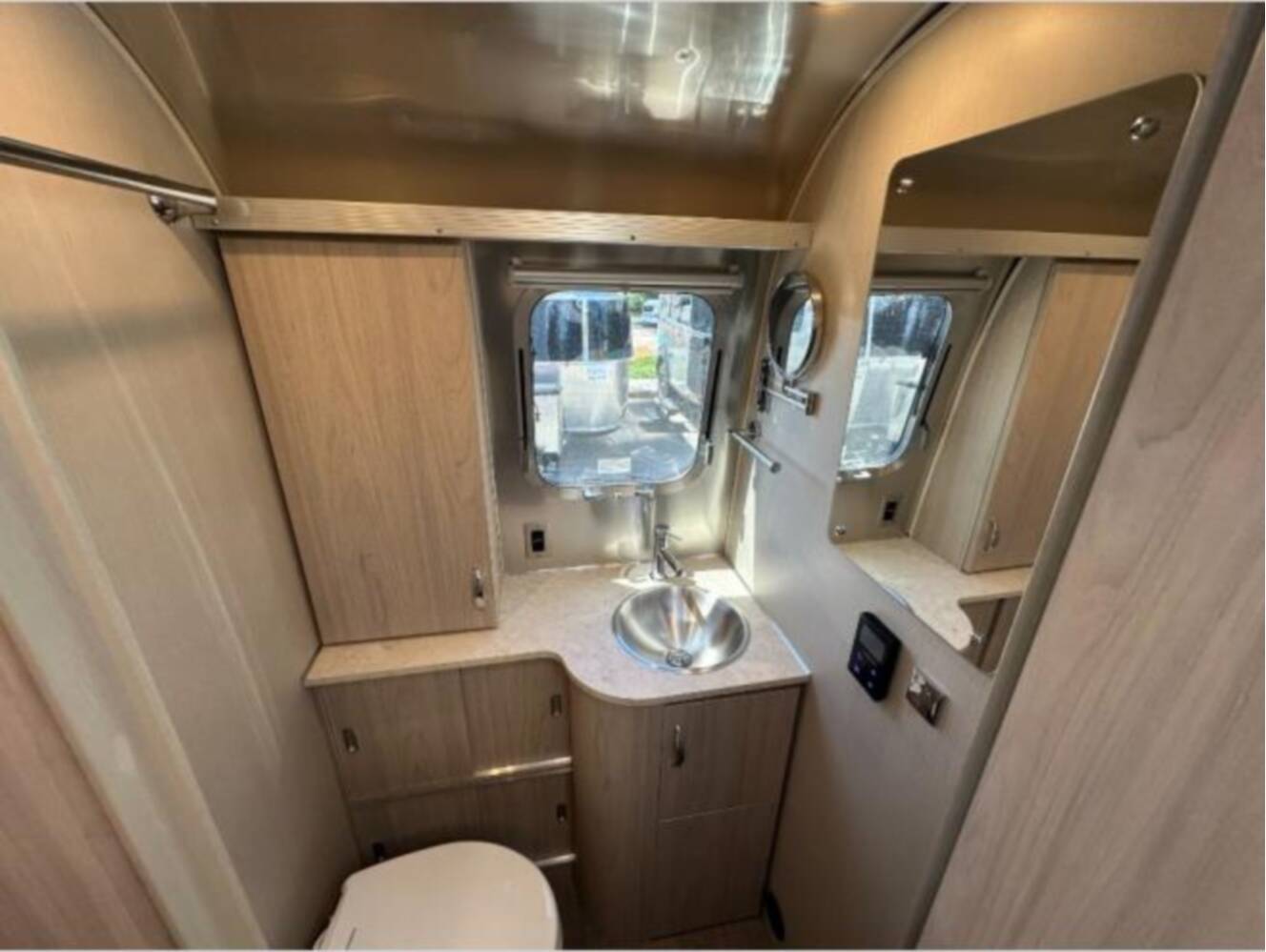 A photo of this 2026 Airstream Globetrotter 27FB Twin