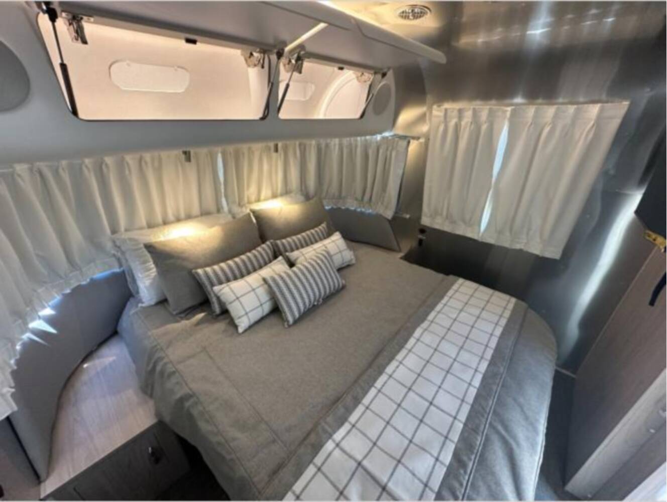 A photo of this 2026 Airstream Trade Wind 25FB Twin