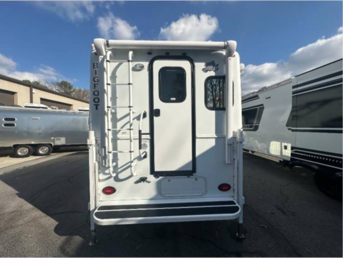 A photo of this 2026 Bigfoot Industries 2500 Series C9.6SB