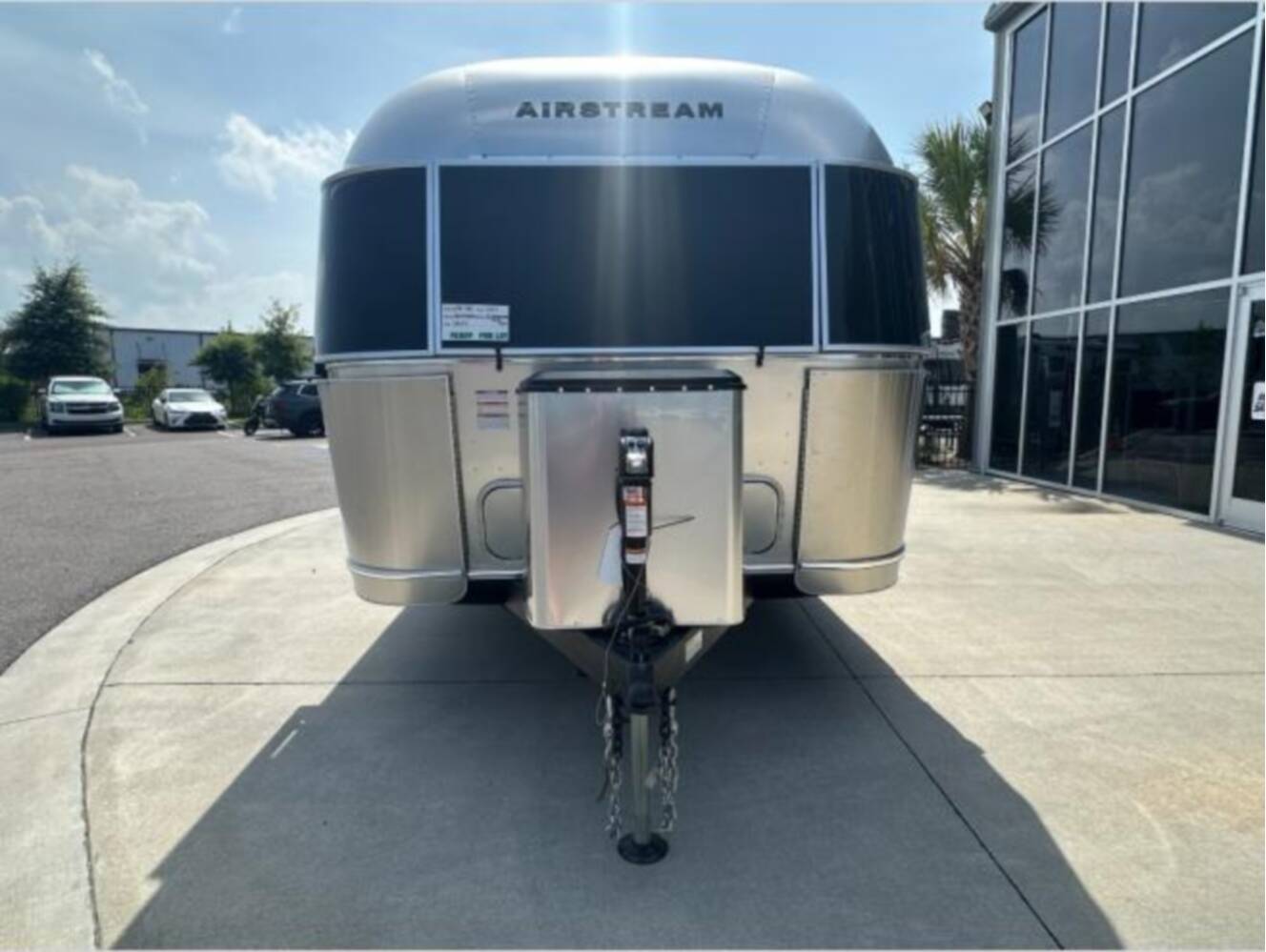 A photo of this 2027 Airstream Globetrotter 25FB Twin