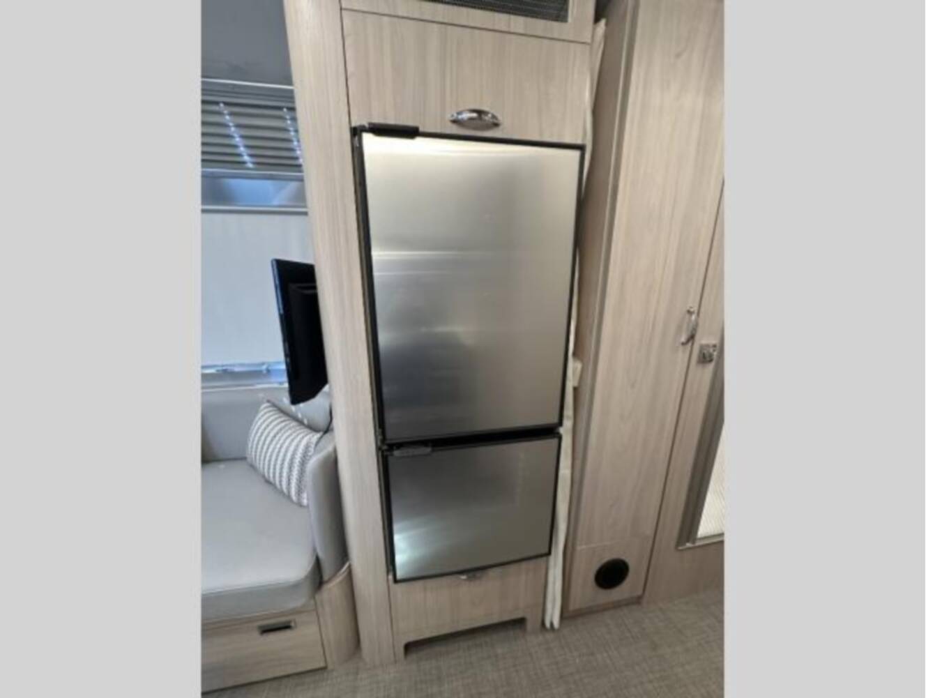 A photo of this 2027 Airstream Globetrotter 25FB Twin