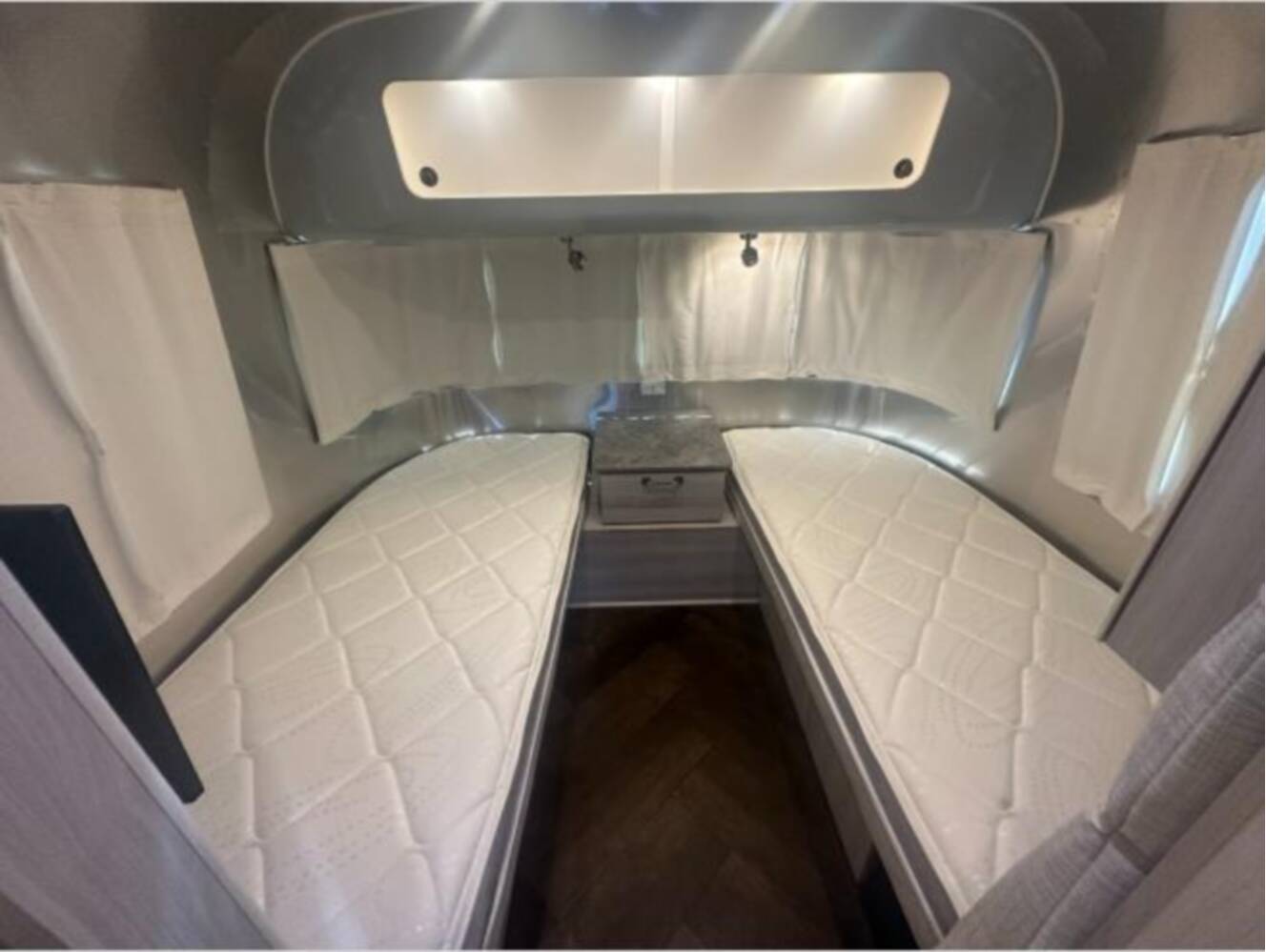 A photo of this 2023 Airstream International 25FB Twin