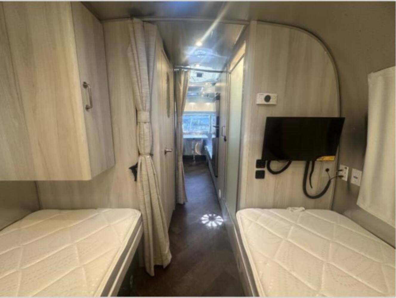 A photo of this 2023 Airstream International 25FB Twin