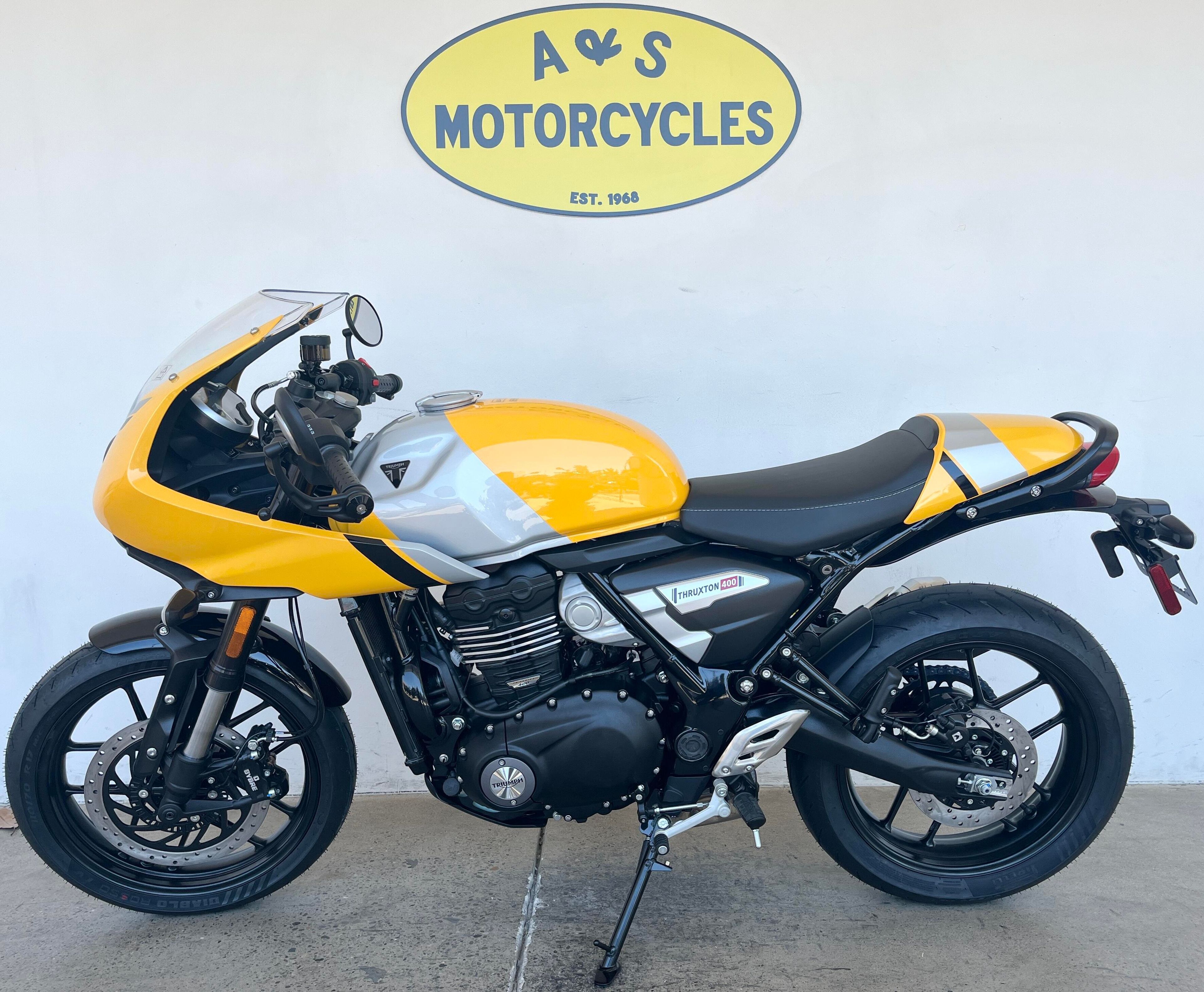 2026 Triumph THRUXTON 400 400 in Roseville, CA