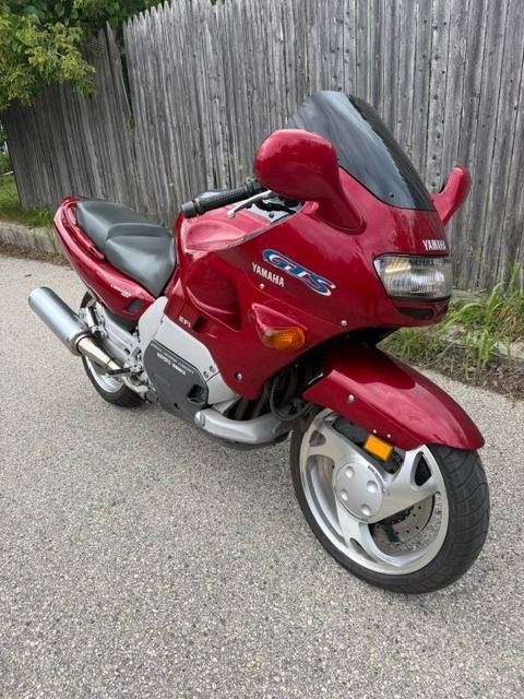 1993 Yamaha GTS1000 in Port Washington, WI
