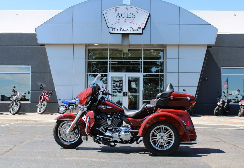 2024 Harley-Davidson Trike FLHTCUTG - Tri Glide Ultra ULTRA CLASSIC® in Frederick, CO
