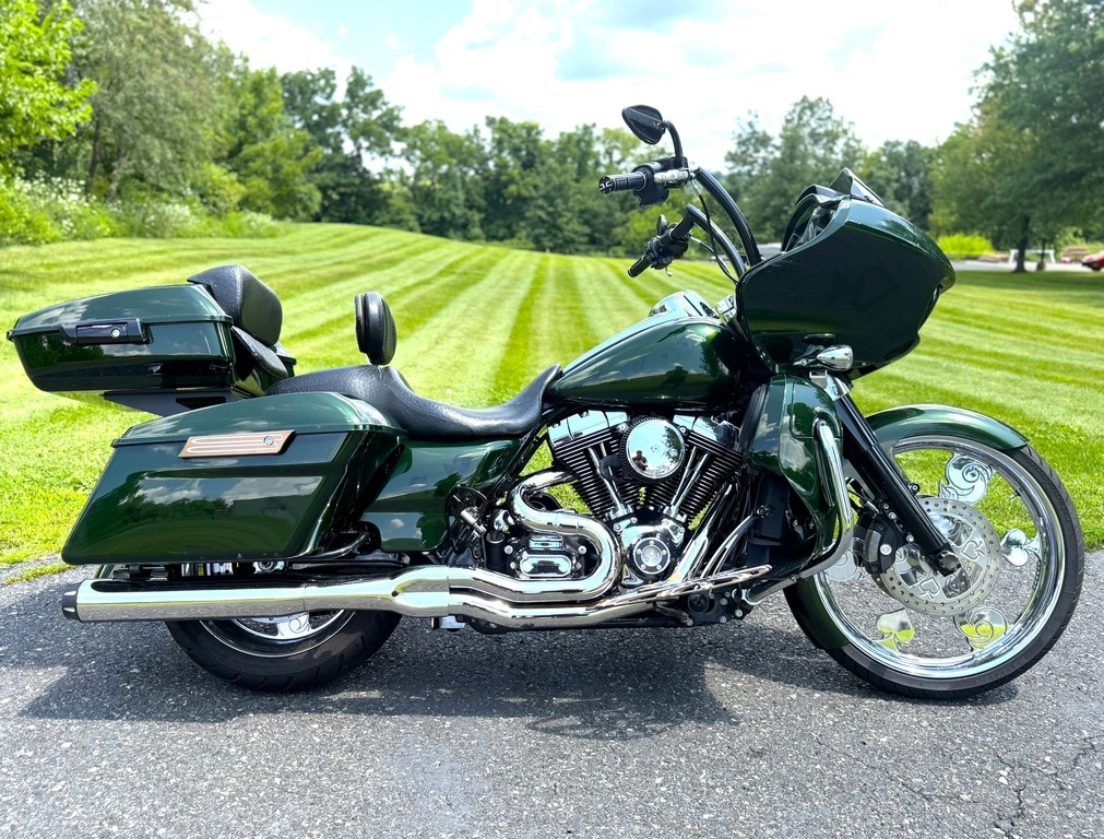 2015 Harley-Davidson Touring Road Glide in Zieglerville, PA