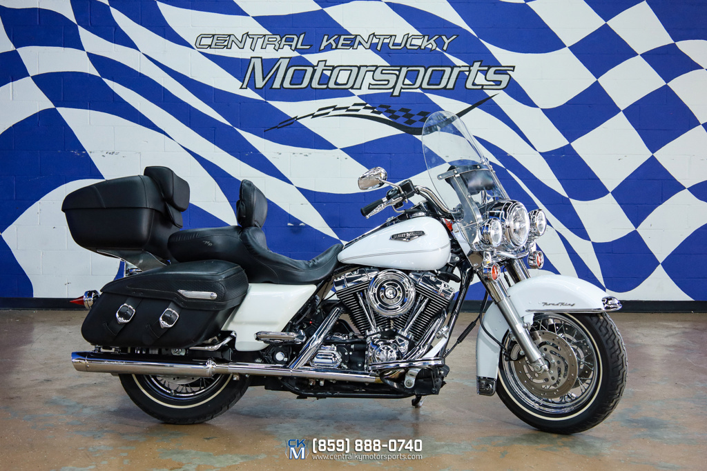 2004 Harley-Davidson Touring Road King Classic CLASSIC in Lexington, KY