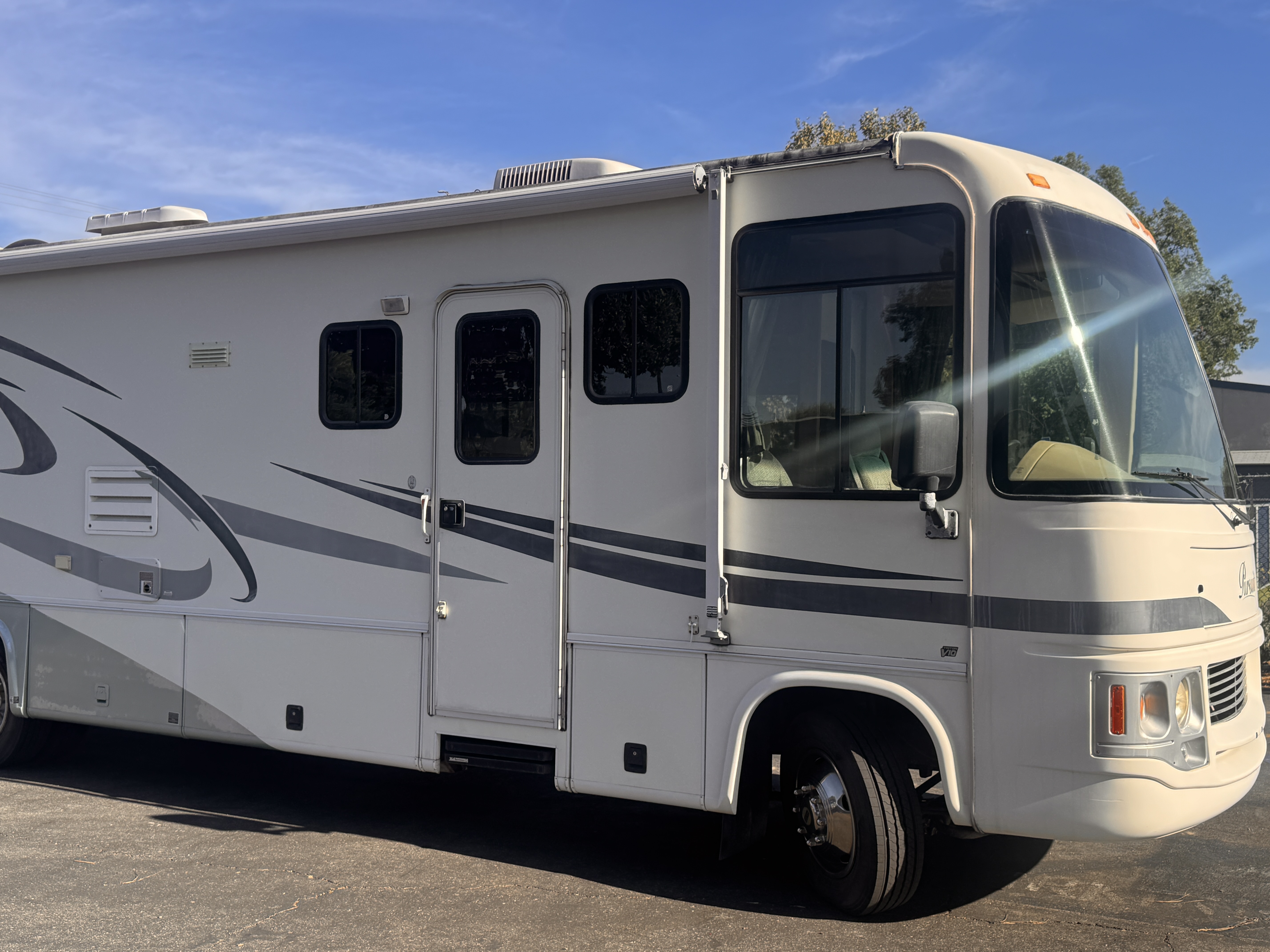 2003 Georgie Boy PURSUIT 3302DS in villa park CA