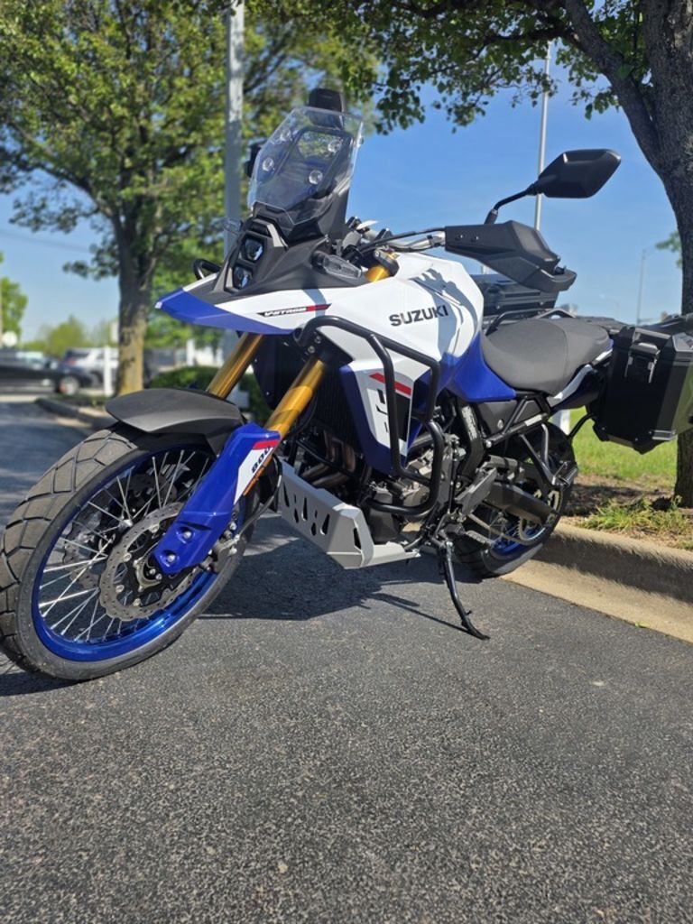 2025 Suzuki V-Strom 800DE Adventure 800DE ADVENTURE in Carol Stream, IL