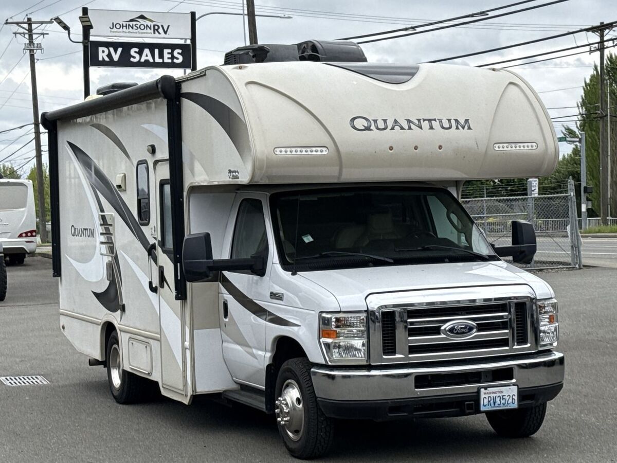 2017 Thor Motor Coach Quantum GR22 in fife WA