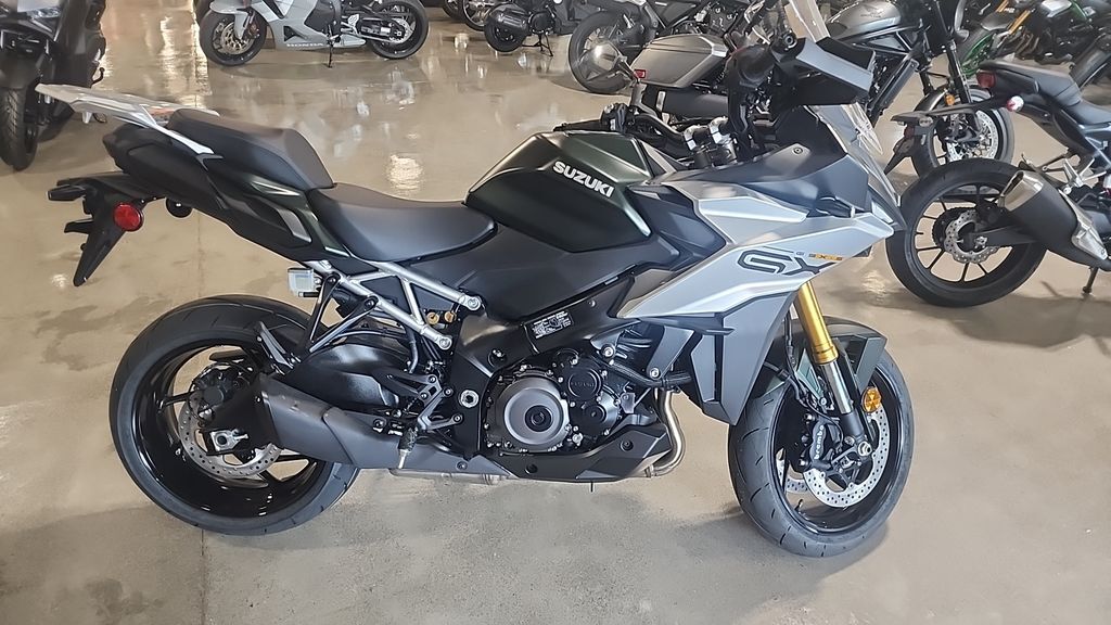 2024 Suzuki GSX-S1000GX Plus 1000GX+ in Roanoke, VA
