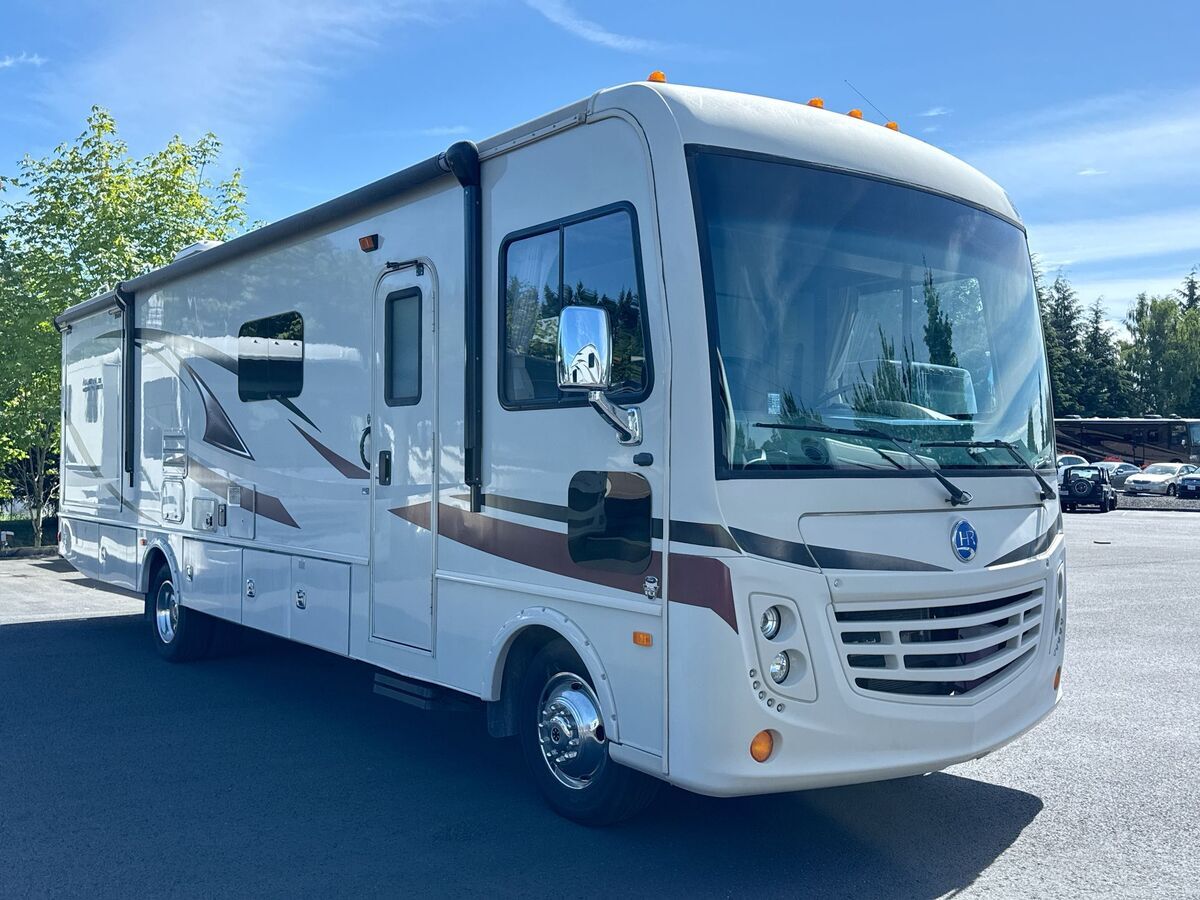 2017 Holiday Rambler Admiral XE 31A RV
