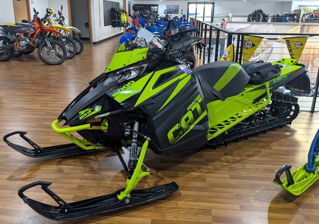 2018 Arctic Cat® M 8000 MOUNTAIN CAT (153) in sturgis SD