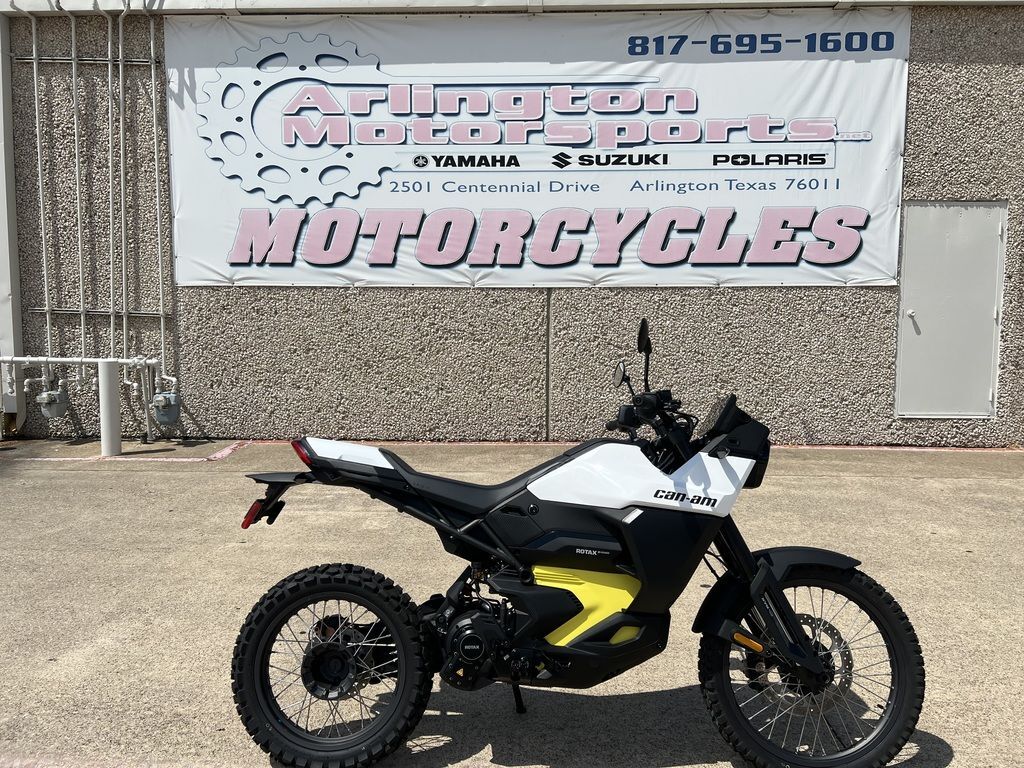 2025 Can-Am Origin White BASE in Arlington, TX