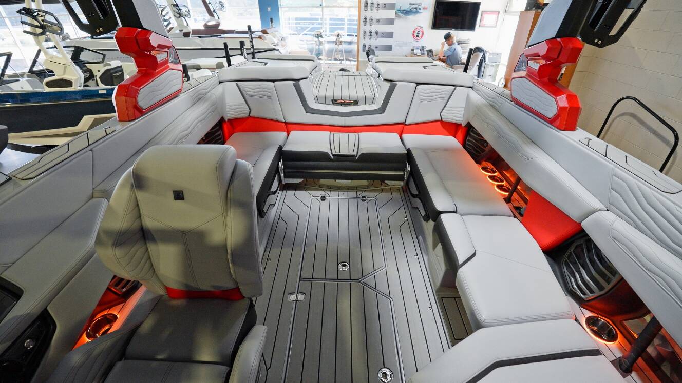 A photo of this 2025 Nautique G23