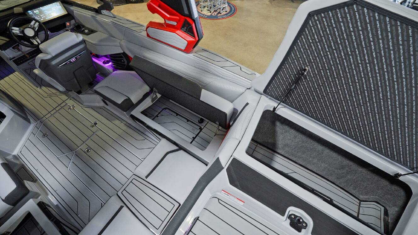 A photo of this 2025 Nautique G23