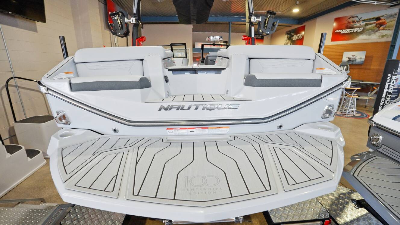 A photo of this 2025 Nautique G23