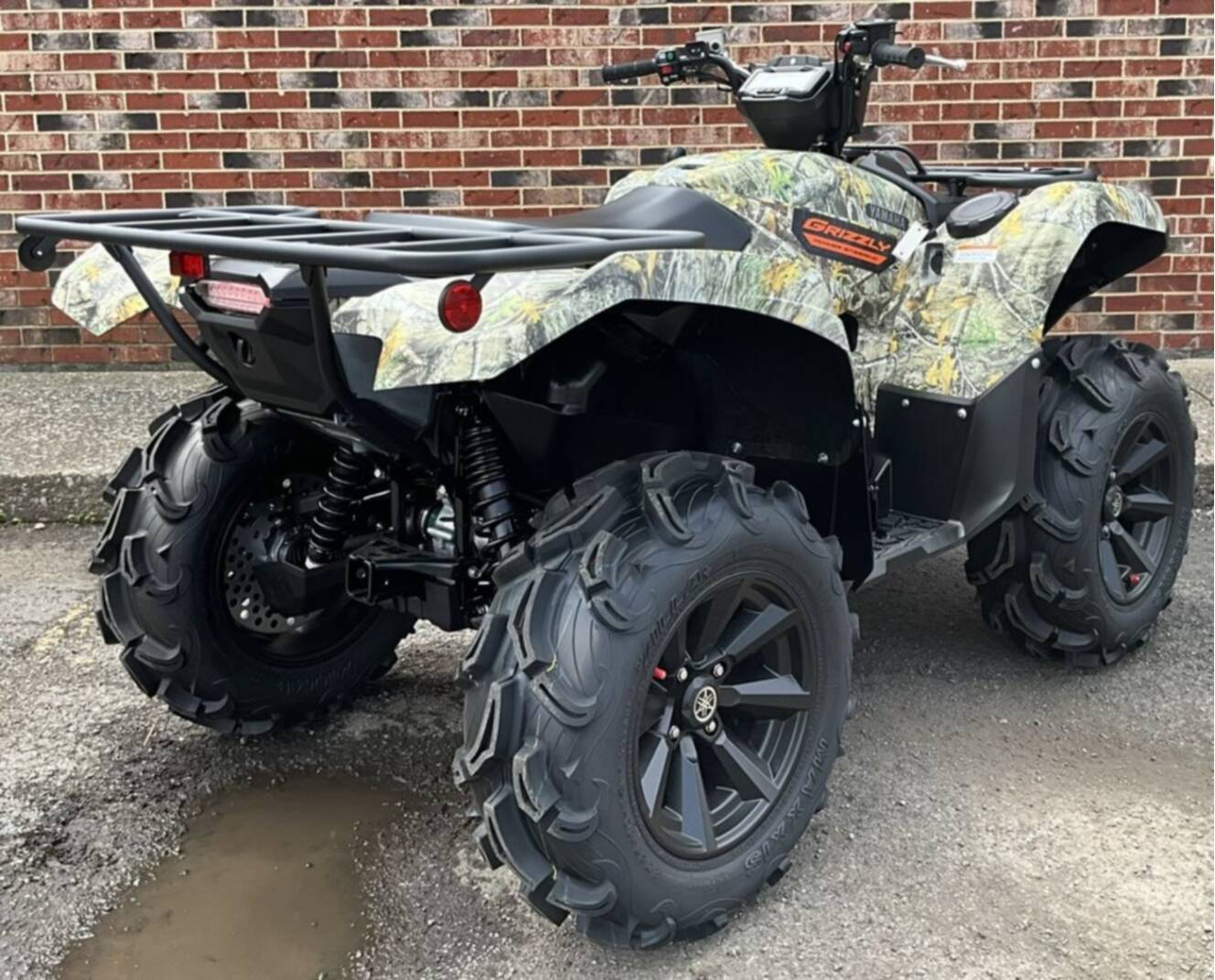 A photo of this 2026 Yamaha Grizzly EPS Camo