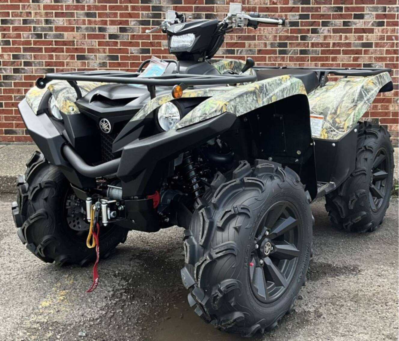 A photo of this 2026 Yamaha Grizzly EPS Camo