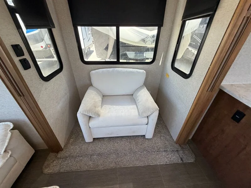 2018 Heartland 3712RDMB Gateway
