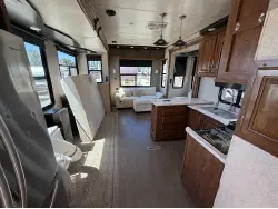 2018 Heartland 3712RDMB Gateway