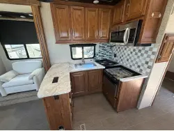 2018 Heartland 3712RDMB Gateway