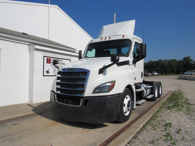 2018 Freightliner Cascadia 125 in Grabill, IN