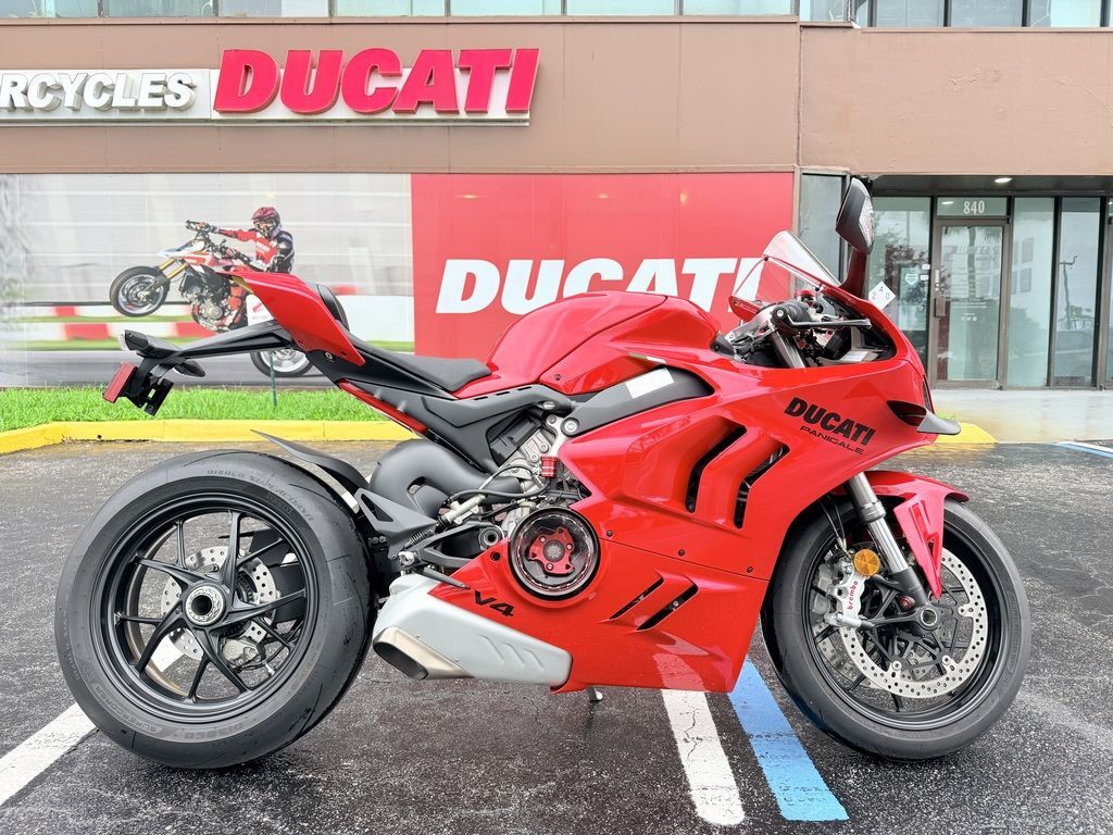 2023 Ducati Panigale V4 Ducati Red V4 in Miami, FL
