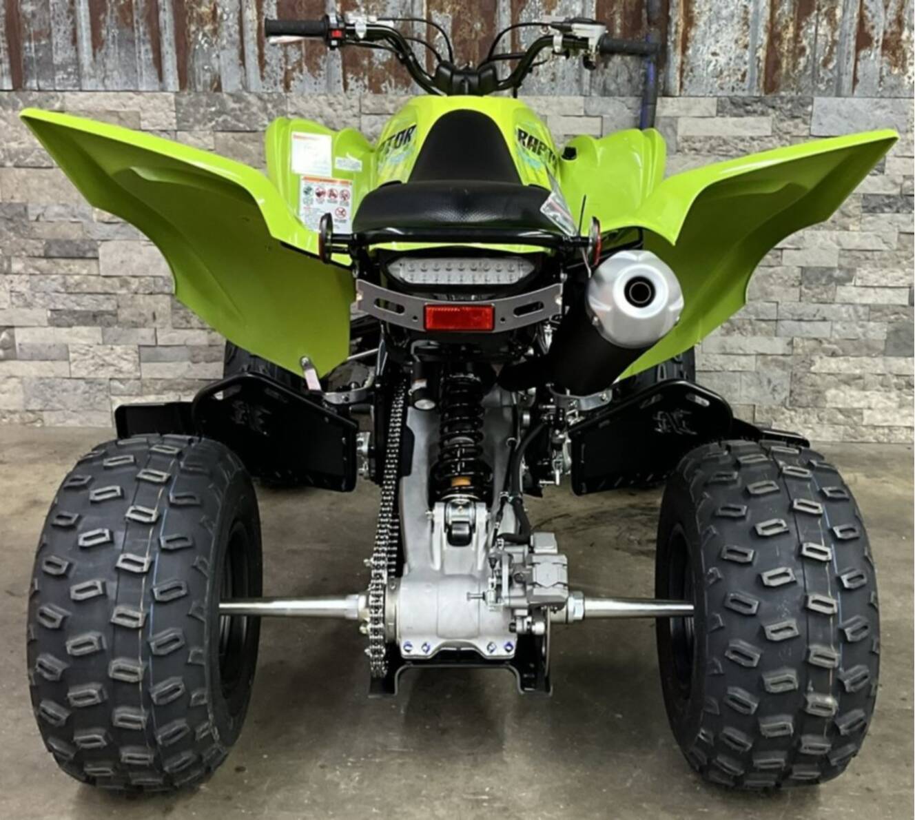 A photo of this 2026 Yamaha Raptor 700R SE