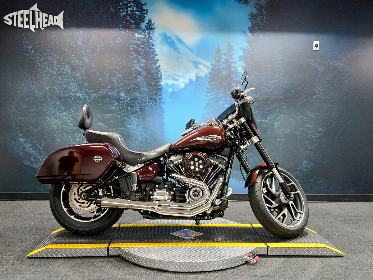 2018 Harley-Davidson SPORT GLIDE in Tigard, OR