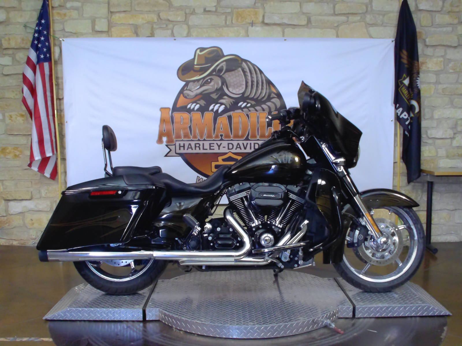 2015 Harley-Davidson CUSTOM VEHICLE OPS STREET GLIDE BASE in Waco, TX