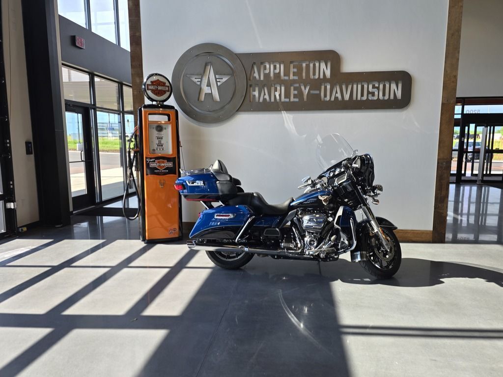 2018 Harley-Davidson ELECTRA GLIDE ULTRA LIMITED ANNIVERSARY ULTRA LIMITED ANNIVERSARY EDITION in Appleton, WI
