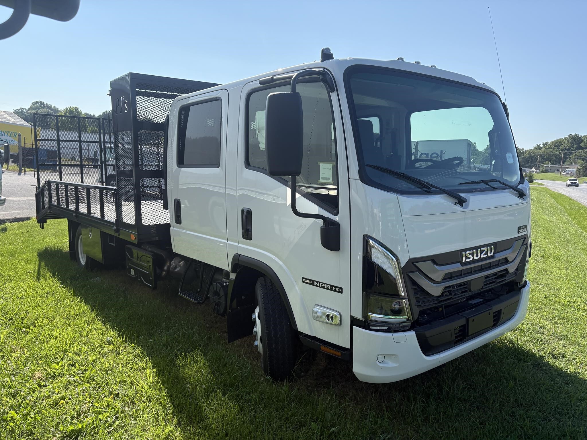 2025 ISUZU NPR HD in Glen Burnie, MD